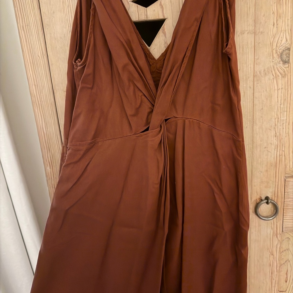 Zara Rust-Brown V-Neck Jumpsuit - Picture 2 of 3